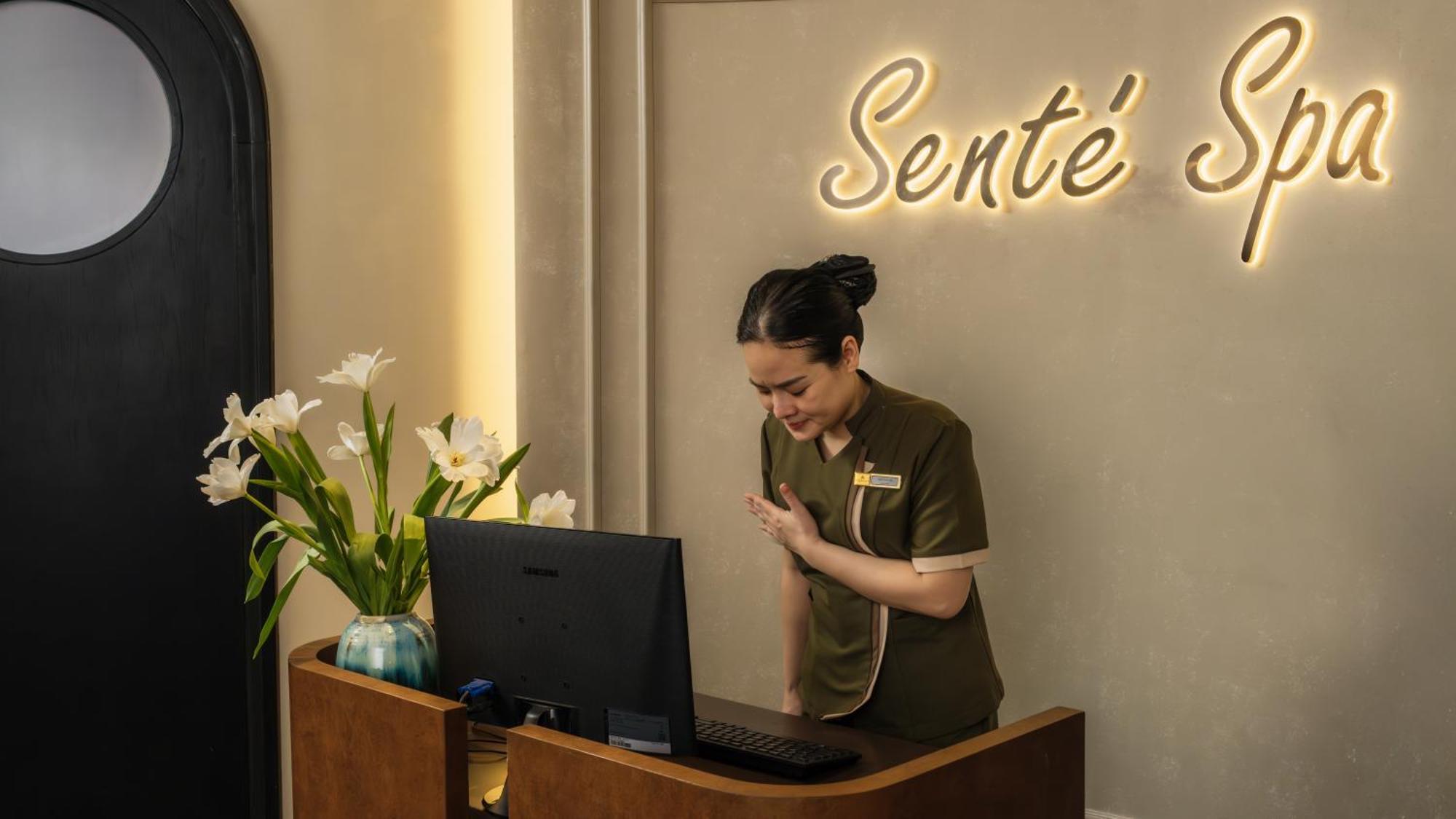 Champton Hanoi Hotel Екстер'єр фото