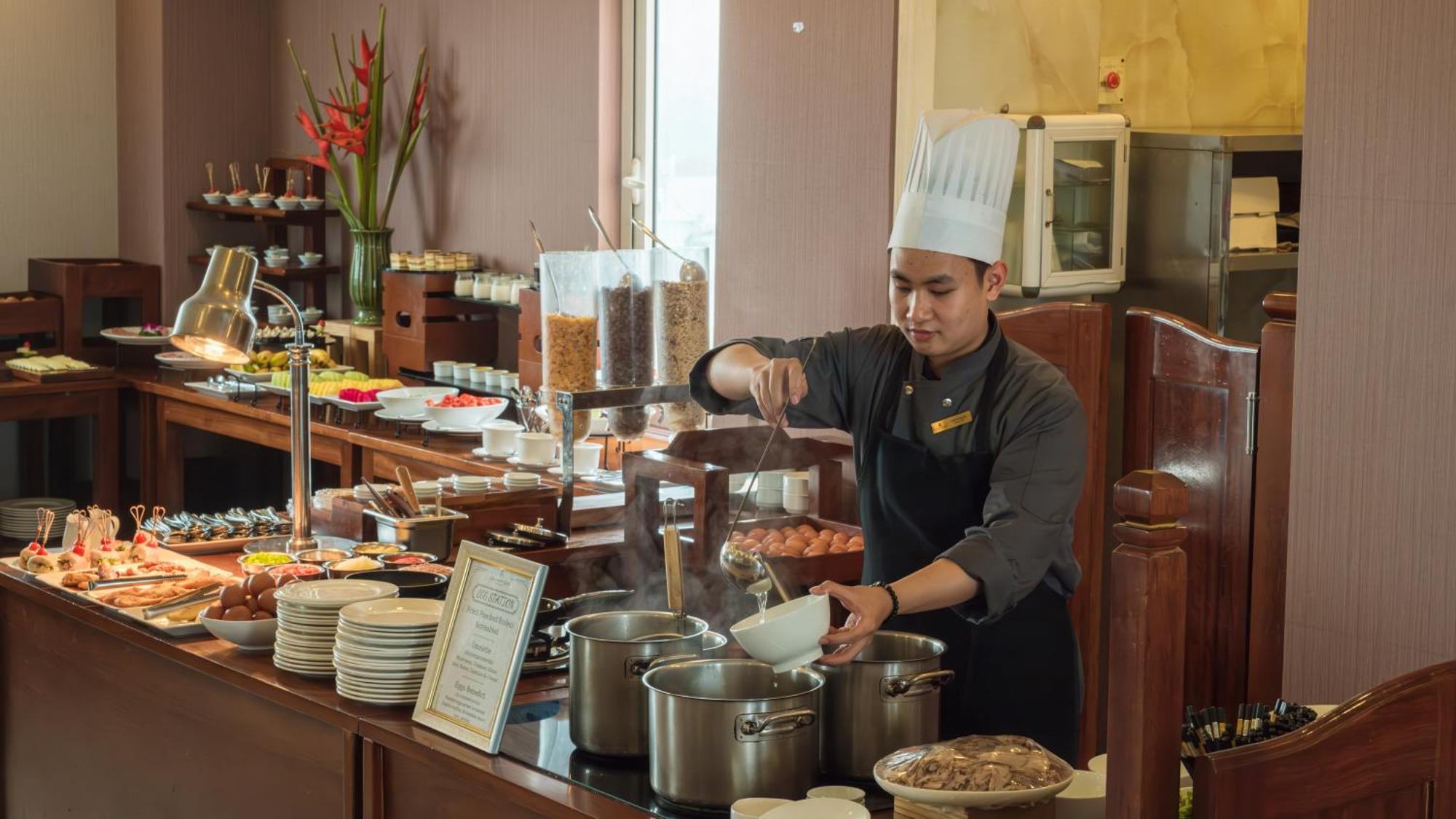 Champton Hanoi Hotel Екстер'єр фото