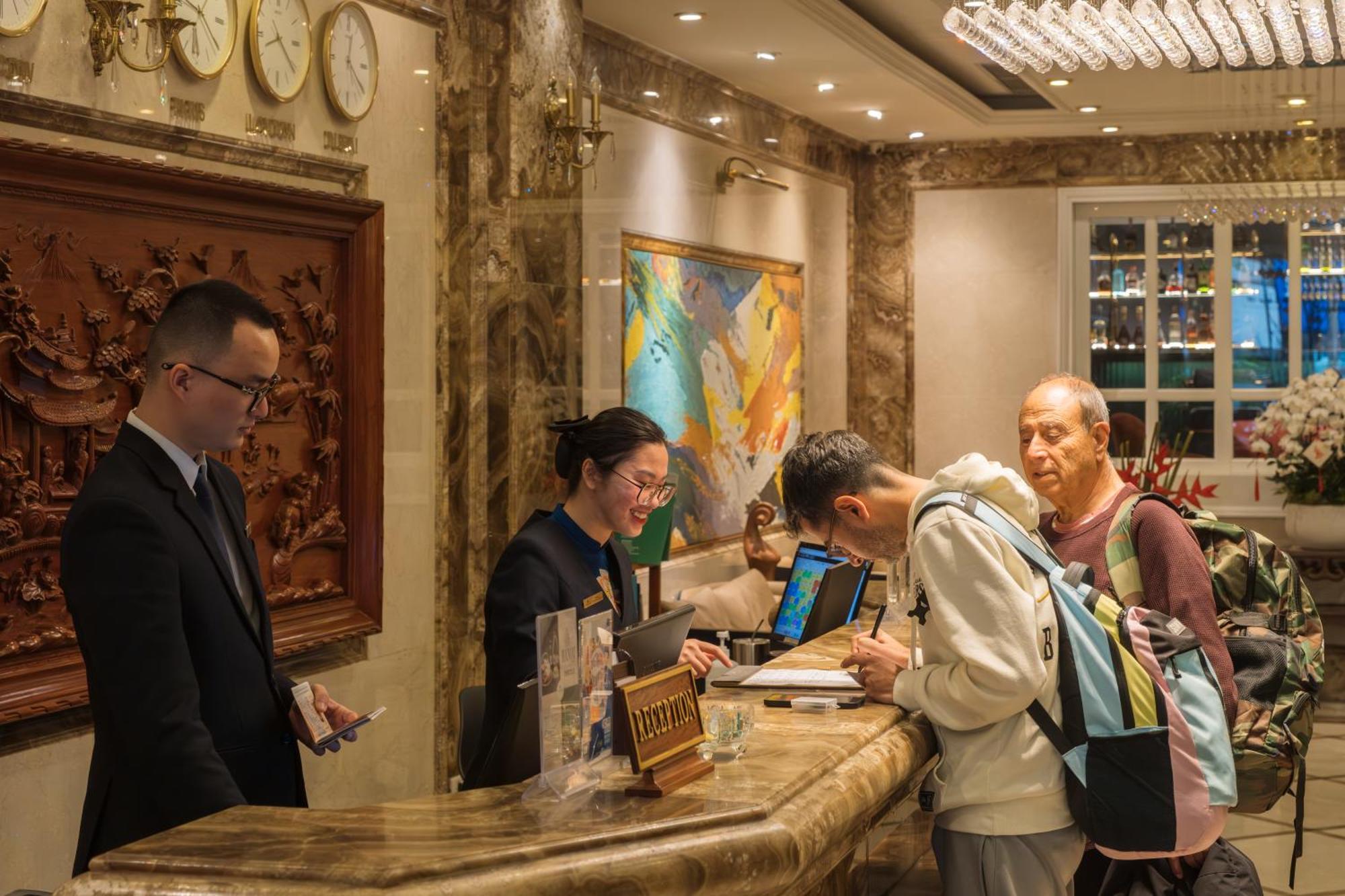 Champton Hanoi Hotel Екстер'єр фото